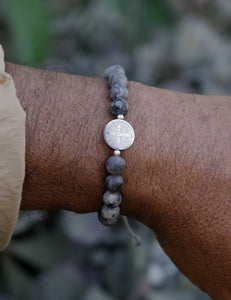 San Benito silver bracelet with labradorite beads