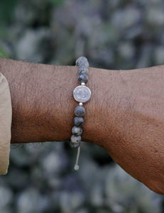 San Benito silver bracelet with labradorite beads